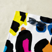 Gekleurde Luipaard print, dierenprint patroon. Strandlaken (In situ)