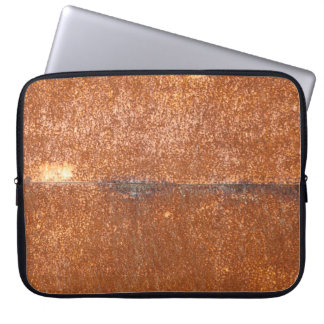 Gelast oud metaal, roesttextuur. laptop sleeve