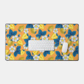 Gele aardbeien op sinaasappel bureaumat (Keyboard & Muis)