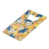 Gele aardbeien op sinaasappel kredietkaart flessenopener (Achterkant Gekanteld)