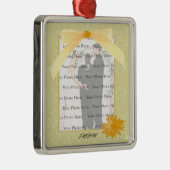 Gele Bloem Zilveren Vierkante Foto Ornament (Rechts)