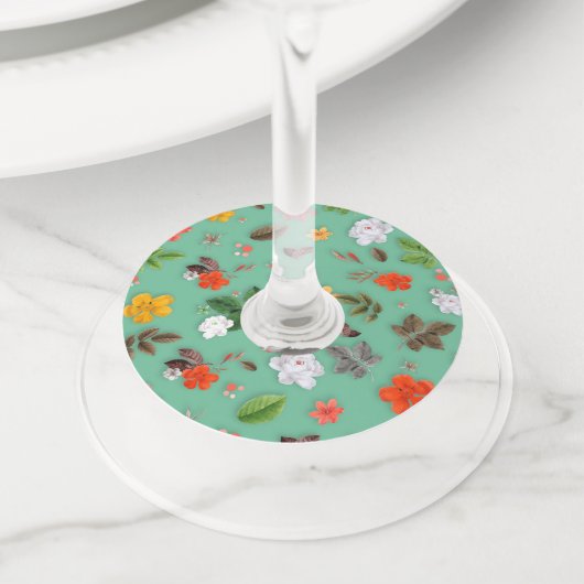 Gele bloemen en witte rozen 14 wijnglaslabel (Dichtbij)