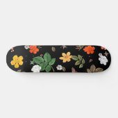 Gele bloemen en witte rozen 8 skateboard (Horizontaal)