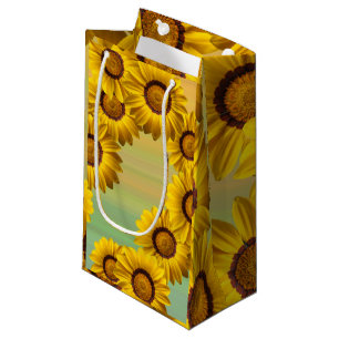 Gele bloemen in de lente klein cadeauzakje
