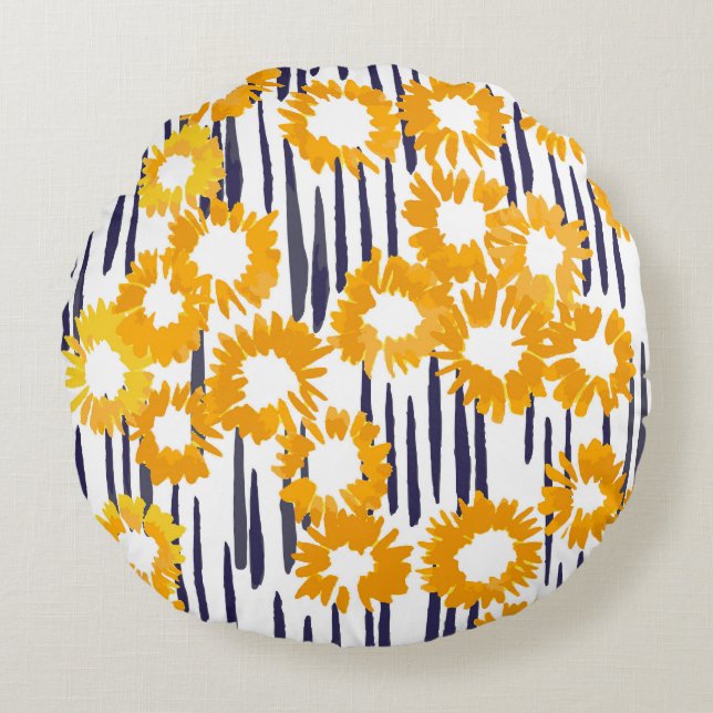 Gele bloemen: met de hand beschilderd  rond kussen (Voorkant)