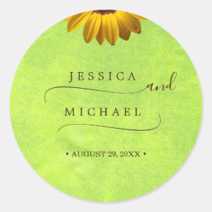 Gele Bloemen op Abstracte Groene Bruiloft Ronde Sticker