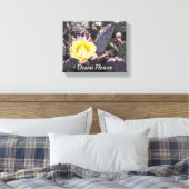 Gele cactus bloem in de lente canvas afdruk (Insitu (Slaapkamer))