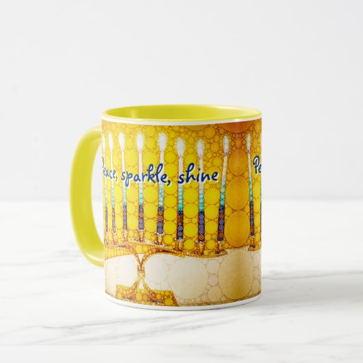 Gele Chanoeka Menorah Peace Sparkle Shine Script Mok (Voorkant links)