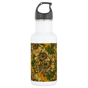 Gele chrysanthemum bloemen waterfles 