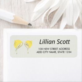 Gele citroenmoten voor het inkorten etiket