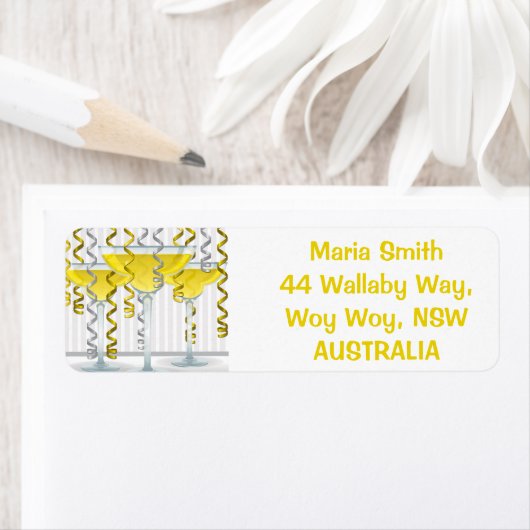 Gele cocktail en lint etiket (Insitu)