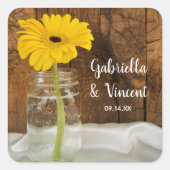 Gele Daisy in Mason Jar Country Weddenschap Vierkante Sticker (Voorkant)