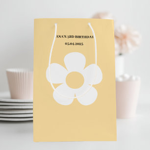 Gele Daisy Verjaardag Gift Bag   Elegante bloem Medium Cadeauzakje