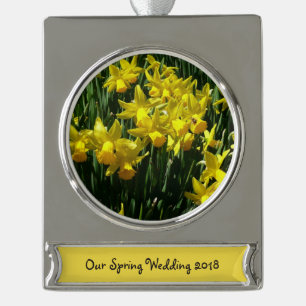 Gele deffodis ik Cheery Spring Flowers Verzilverd Banner Ornament