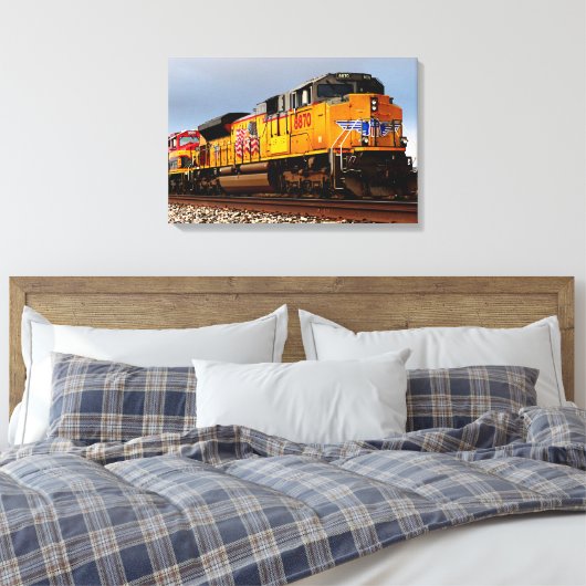 Gele Diesel Locomotief Trein 24 "x16" Groot Canvas Afdruk (Insitu (Slaapkamer))
