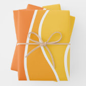Gele en oranje retro stijl golven inpakpapier vel (In situ)