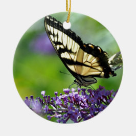 Gele en zwarte vlinder op lavender keramisch ornament