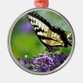Gele en zwarte vlinder op lavender metalen ornament