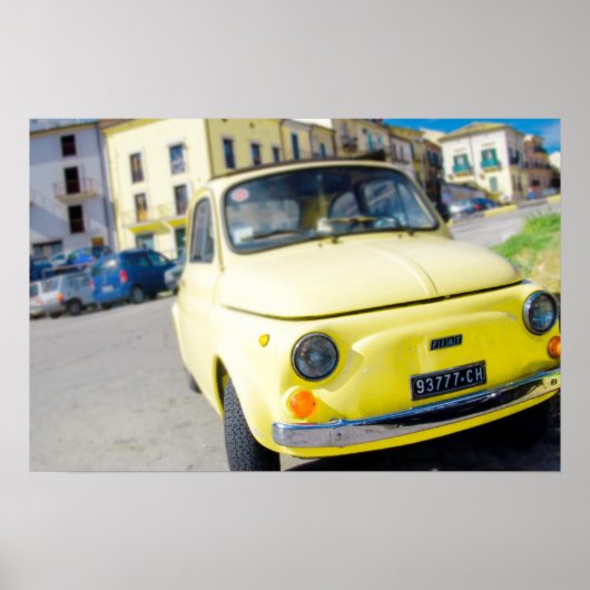 Gele Fiat 500,  Cinquecento in Italië Poster (Voorkant)
