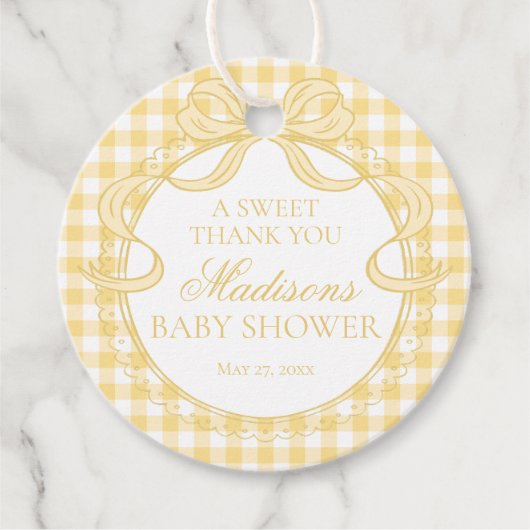 Gele Gingham Flirterige Strik Baby Shower Cirkel Bedankjes Labels (Voorkant)