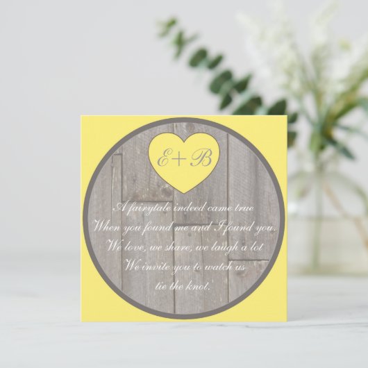 Gele grijze rustige hartritme trouwnodigt uit kaart (Staand voorkant)