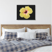 Gele Hibiscus bloem gewikkeld canvas (Insitu (Slaapkamer))