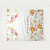 Gele Hibiscus & Zwaluwen Bloemen Bruiloft Achtergr Wandkleed (Voorkant (horizontaal))