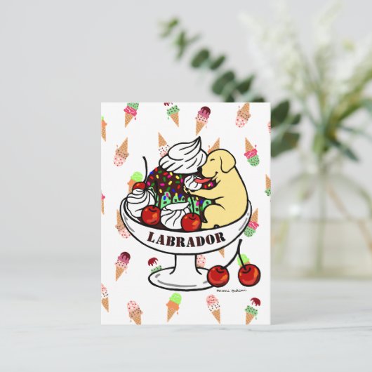 Gele labrador en ijskruid sundae briefkaart (Staand voorkant)