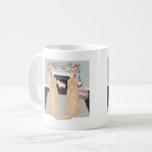 Gele labrador-honden in de kersthapscène koffiemok (Voorkant links)