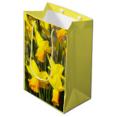 Gele lentesaffodils Floral Medium Cadeauzakje (Voorkant Gekanteld)