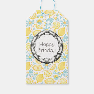 Gele luiers en pastblauw bloemen Happy Birthday Cadeaulabel
