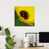 Gele mariglod Flower Petals Macro Abstract Poster (Thuiskantoor)