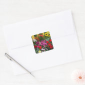 Gele omheining met bloemtuin vierkante sticker (Envelop)