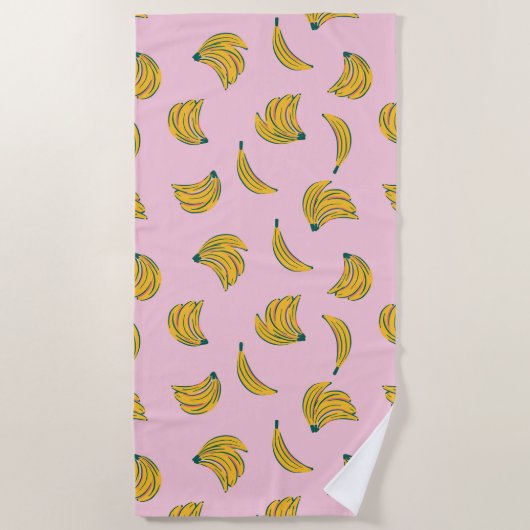 Gele Pop Art Banaan Patroon op roze achtergrond Strandlaken (Voorkant)