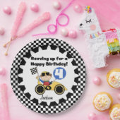 Gele raceauto's, vierde verjaardag, Bord (Feest)