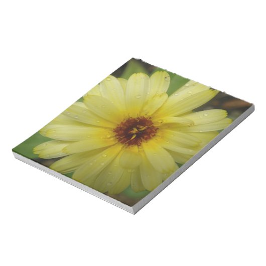 Gele Raindrops Marigold Notepad Notitieblok (Gedraaid)