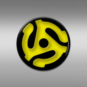 Gele recordadapter van 45 rpm button flesopener