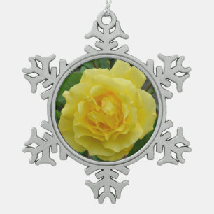 Gele roodschoonheid tin sneeuwvlok ornament