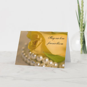 Gele Rose en White Pearls Wedding Invitation