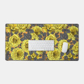 Gele rozen met grijze bladeren op sinaasappel bureaumat (Keyboard & Muis)