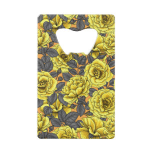 Gele rozen met grijze bladeren op sinaasappel kredietkaart flessenopener