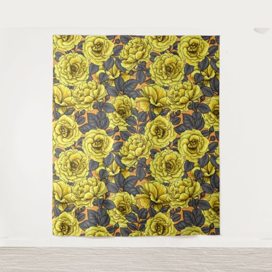 Gele rozen met grijze bladeren op sinaasappel wandkleed (Voorkant)