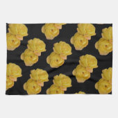 Gele rozen op zwart, theedoek (Horizontaal)