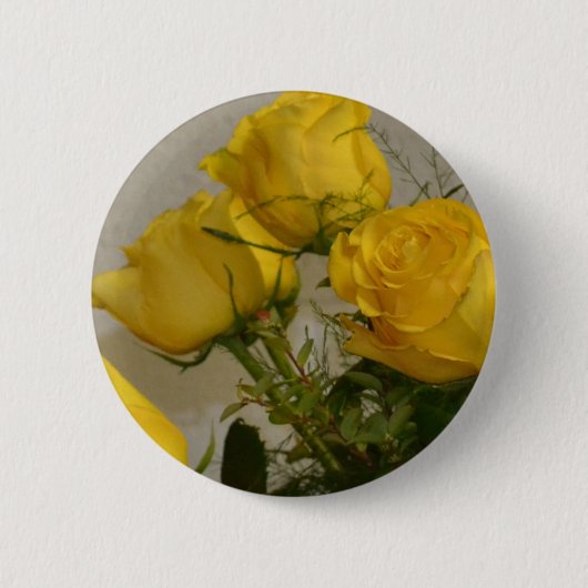 Gele rozen ronde button 5,7 cm (Voorkant)
