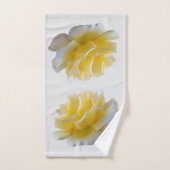 Gele rozenbladen bad handdoek (Handdoek)