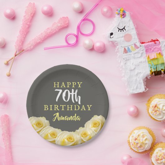 Gele rozenbloem 70e verjaardag papieren bordje (Feest)
