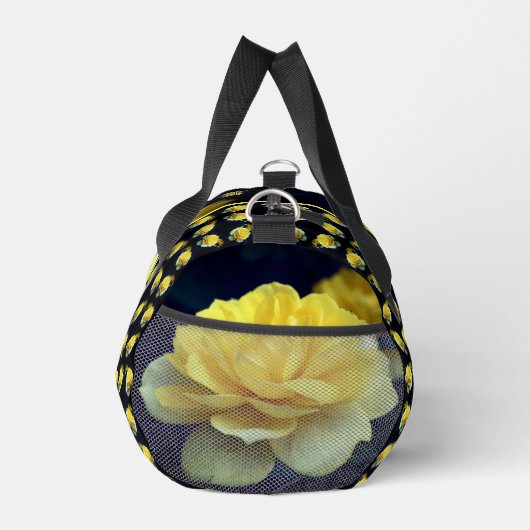 Gele rozenbloem in volstrekte bloemen, gepersonali plunjezak (Rechts)