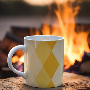 Gele schaduw Rhombus vorm patroon Koffiemok