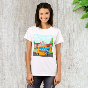 Gele schoolbus met bestuurder en schoolgebouw t-shirt