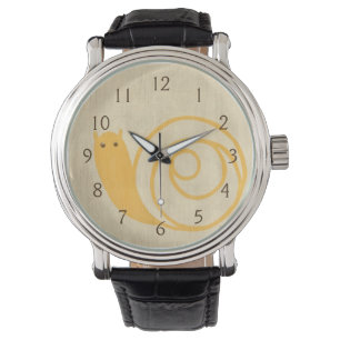 Gele slak op de achtergrond van Cream Horloge